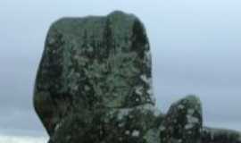 Itabi - Pedra da mo, Por silvania